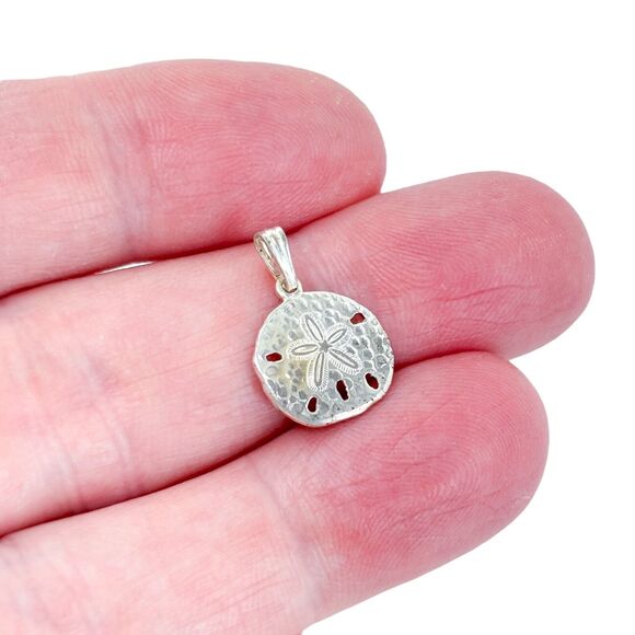 Vintage Silver-Plated Textured Sand Dollar Beach Jewelry Pendant - Picture 1 of 6